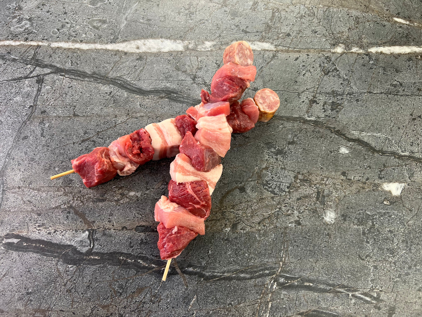 Beef & Pork Skewers / Brochetas Res y Cerdo