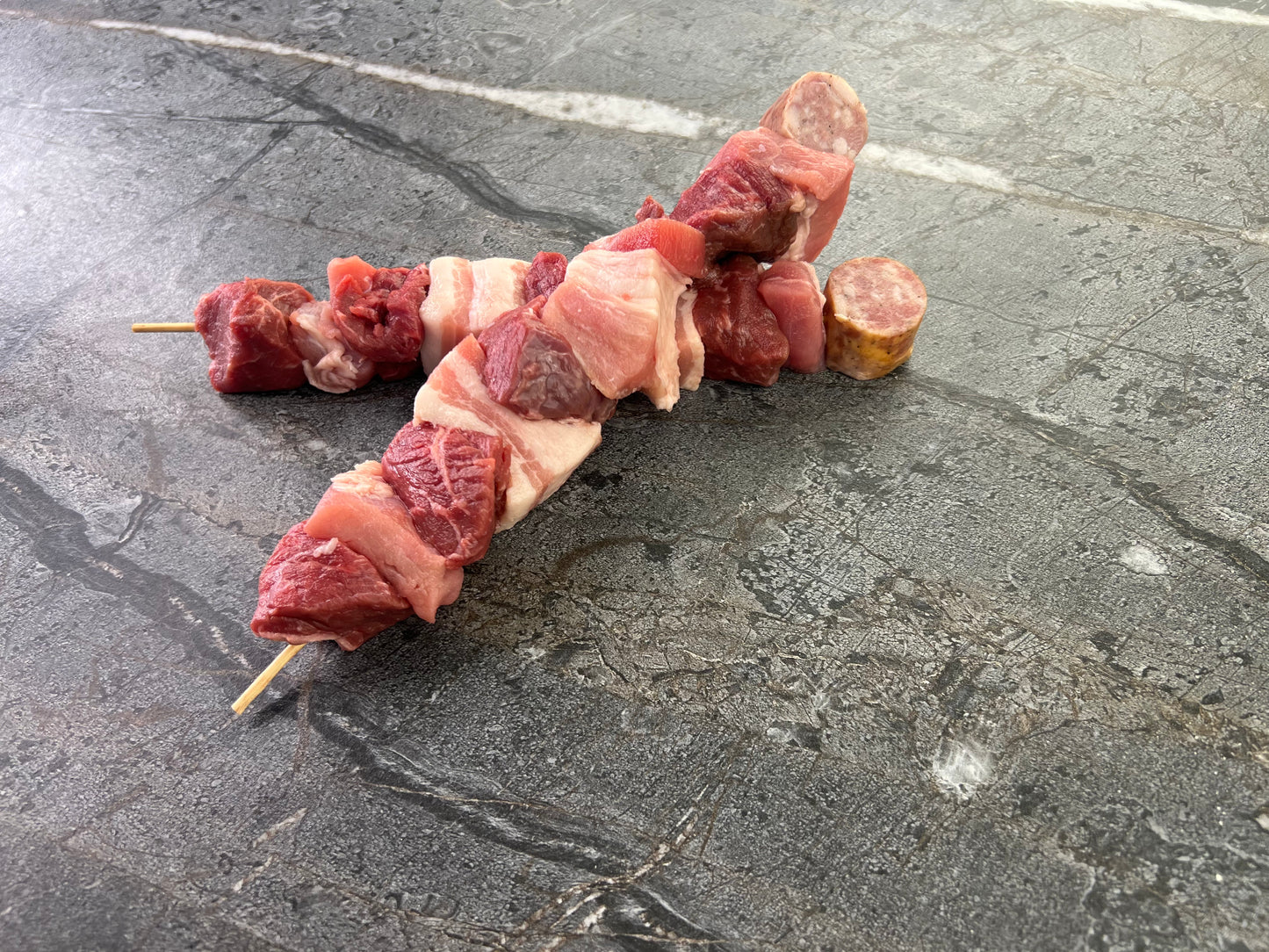 Beef & Pork Skewers / Brochetas Res y Cerdo