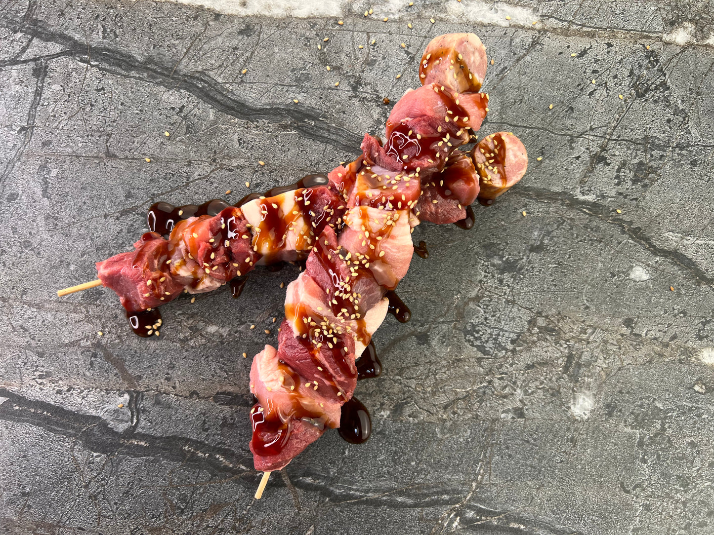Teriyaki Beef & Pork Skewers / Brochetas Teriyaki Res y Cerdo