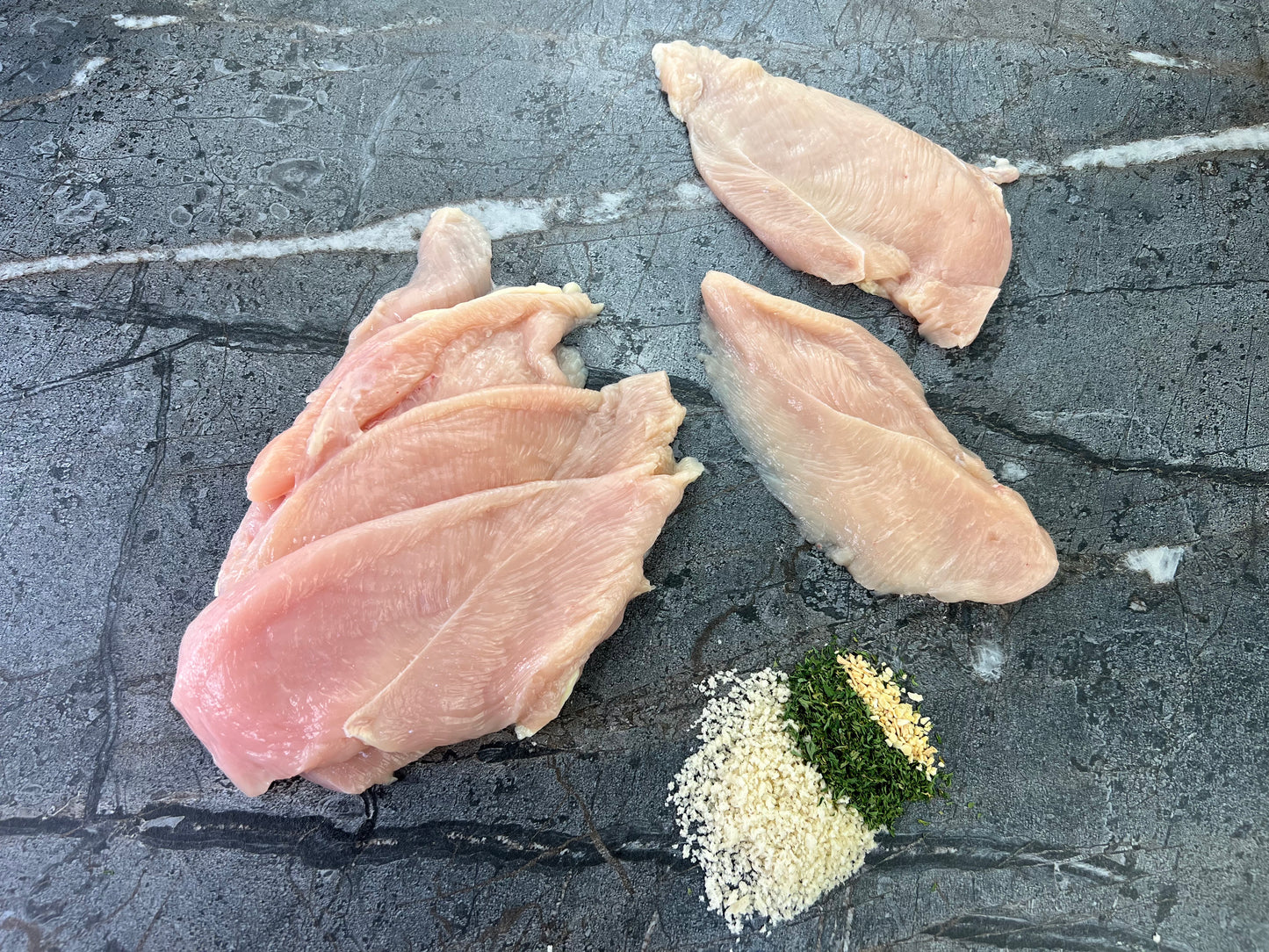 Breaded Chicken / Milanesa de Pollo