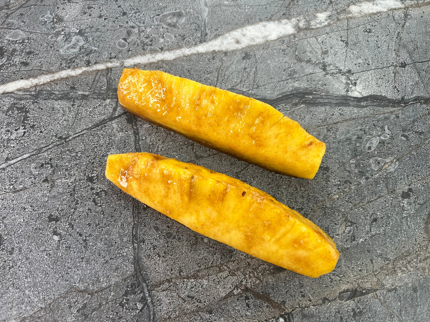 Pineapple with Sugar & Cinnamon