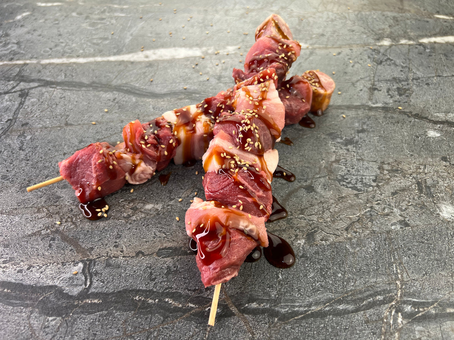 Teriyaki Beef & Pork Skewers / Brochetas Teriyaki Res y Cerdo